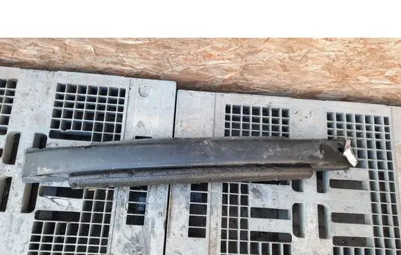 Volkswagen New Beetle Front bumper foam support bar