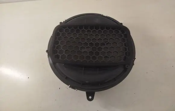 Audi A3 S3 8V Subwoofer speaker 8V0035412