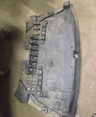 Mercedes-Benz E W213 Engine splash shield/under tray A2135200200 A2135204300 A2135200300