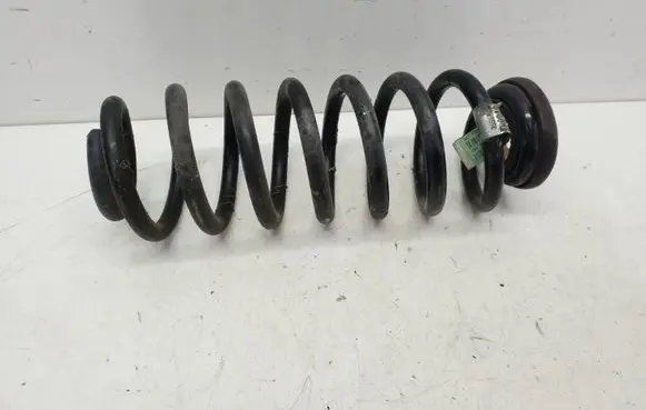 Jeep Cherokee Rear coil spring 68157882AB