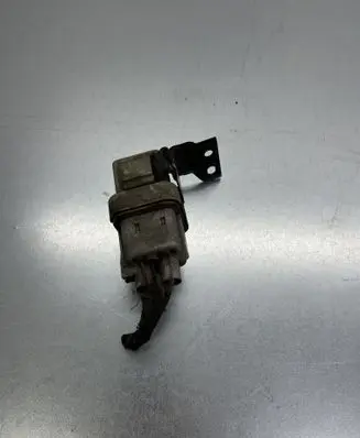 Hyundai Santa Fe Glow plug pre-heat relay 368302F350