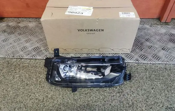 Volkswagen Transporter - Caravelle T6 Front fog light 7E0941662