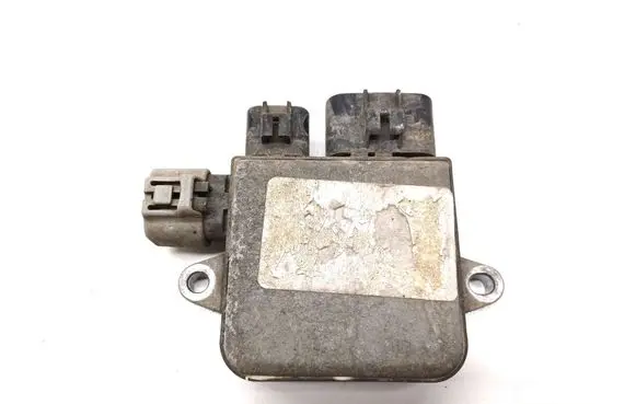 Tesla Model S Coolant fan relay 6008953-00-D