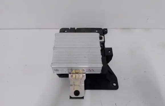 Chevrolet Camaro Sound amplifier 84233635