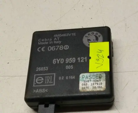 Skoda Fabia Mk1 (6Y) Alarm control unit/module 6Y0959121