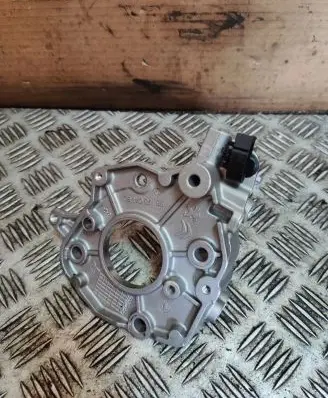 Opel Vivaro Fuel pump bracket 9817304180