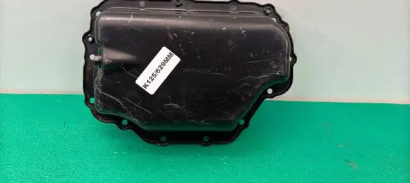 Mercedes-Benz C W204 Oil sump A2760101028