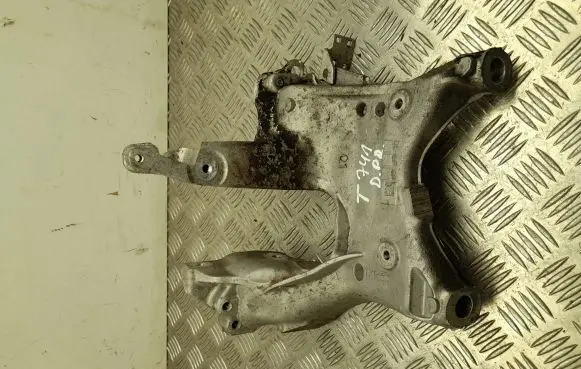 Audi Q5 SQ5 Engine mounting bracket 80A399296R