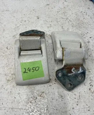 Volkswagen Transporter - Caravelle T5 Loading door upper hinge 7H0827152 7H0827153D