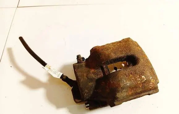 BMW X5 E53 Front brake caliper 