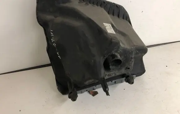 Audi A6 C7 Air filter box
