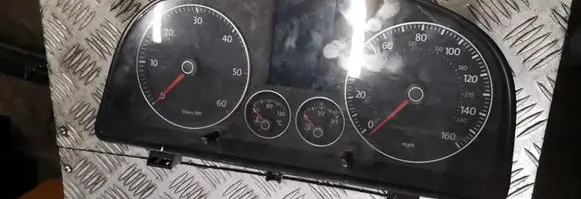 Volkswagen PASSAT B6 Speedometer (instrument cluster) 1t0920972e