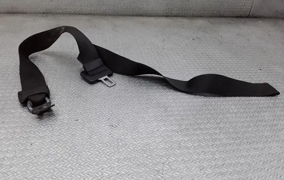BMW 3 E46 Middle seatbelt (rear) 7001812