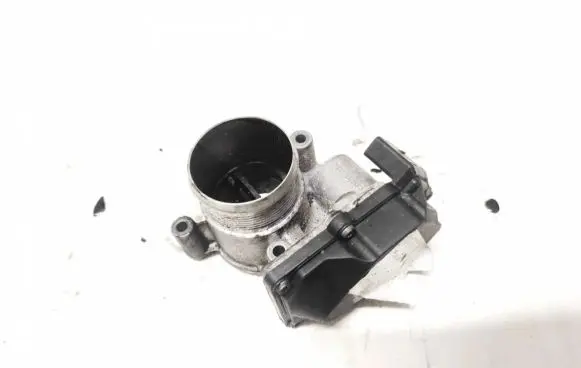 Audi A5 8T 8F Throttle valve 03l120063e a2c53308105