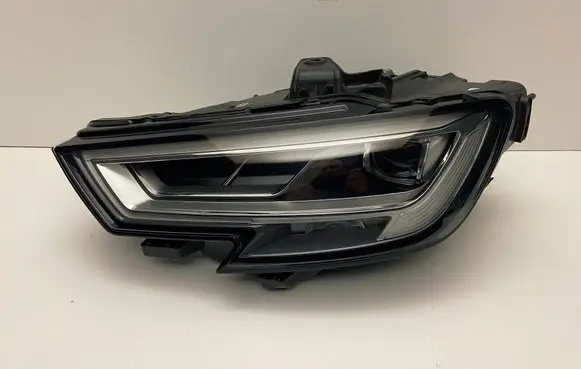 Audi A3 S3 8V Headlight/headlamp 8V0941033C 13670301 90104562