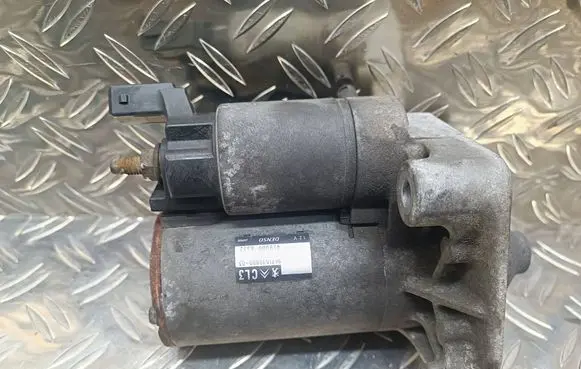 Peugeot 208 Starter motor 9671530880 4280008332 10R15