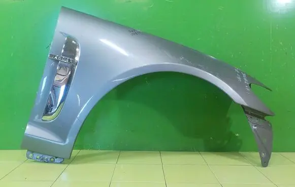 Jaguar XF X250 Fender PRZOD PRAWY