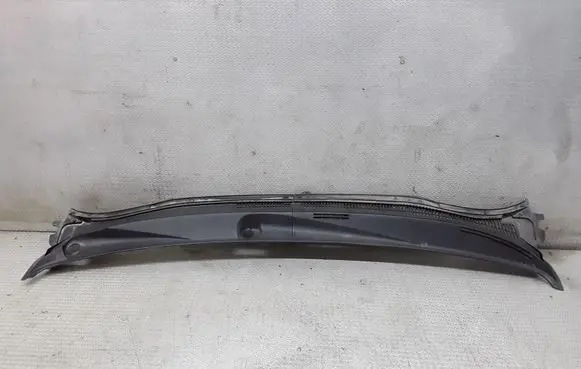 Toyota Avensis T250 Wiper trim 5578205030