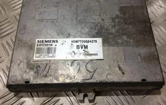 Renault Laguna I Engine control unit/module 7700868323 s101725114
