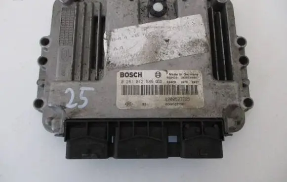 Renault Scenic II - Grand scenic II Engine control unit/module 8200527725 8200527756 0281012589