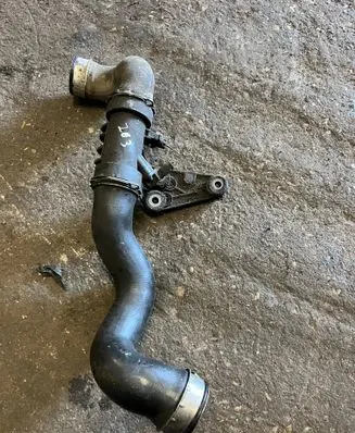 Intercooler hose/pipe