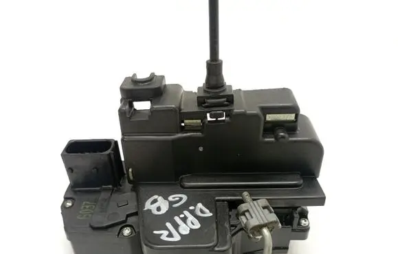 Opel Antara Front door lock