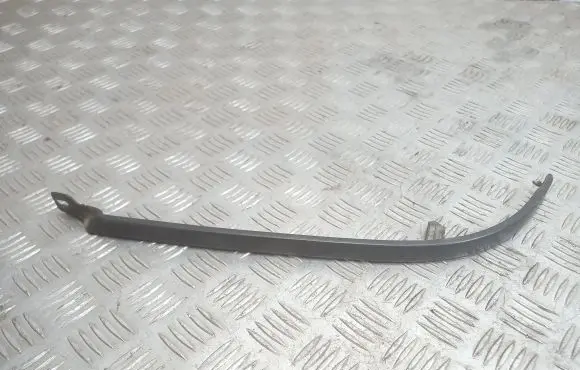 Under headlight/headlamp trim