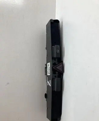 Opel Zafira B Hazard light switch 13100105