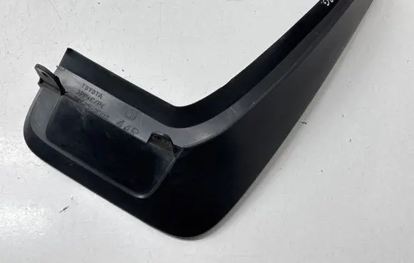 Toyota Highlander XU50 Rear mudguard 766250E010