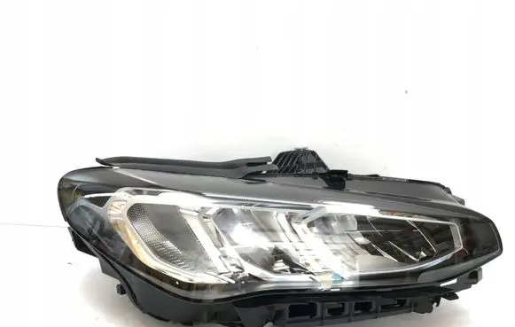 BMW 2 Active Tourer U06 Headlight/headlamp
