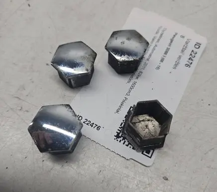 Peugeot 3008 I Nuts/bolts 