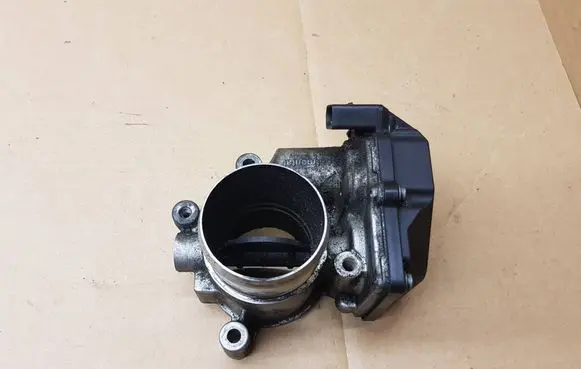 Volkswagen Eos Throttle valve 03L128063AF A2C83076000