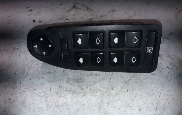 BMW 5 E39 Electric window control switch 6904306