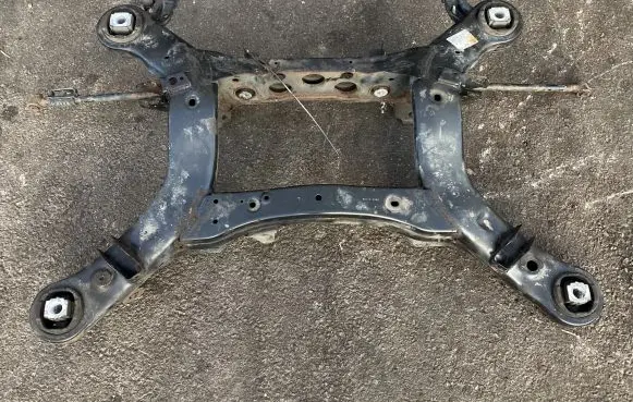 Dodge Durango III Rear subframe 
