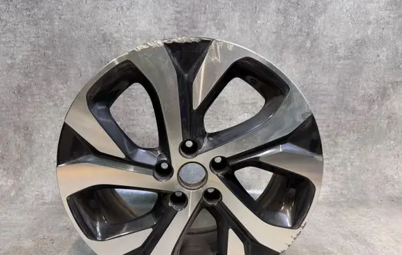 Subaru Outback (BS) R18 alloy rim 