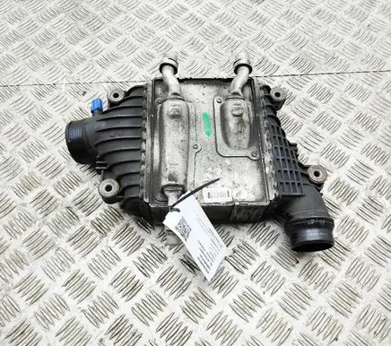 Jaguar XE Intercooler radiator GX736K775AC