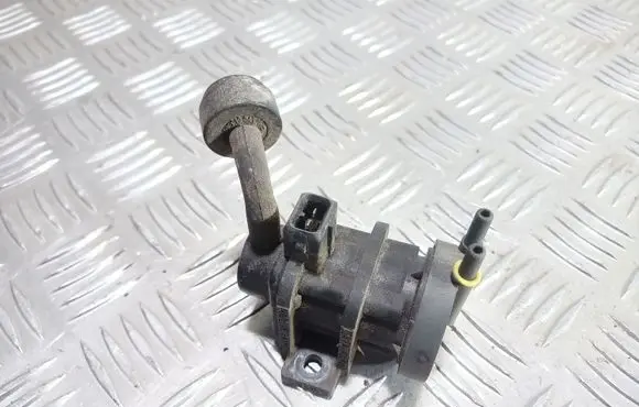 Opel Zafira A Turbo solenoid valve 4522371