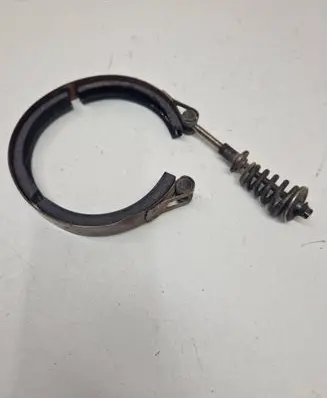 BMW 5 E60 E61 Muffler pipe connector clamp 7793677