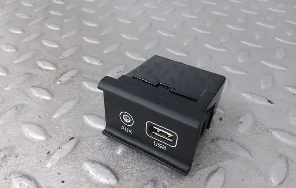 USB socket connector