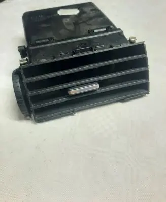 Ford Focus C-MAX Dash center air vent grill 3M51R014L21A0 04792004