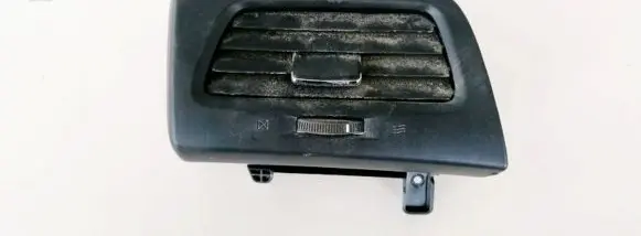 Honda CR-V Dashboard side air vent grill/cover trim e8275131500 e827-5131-500