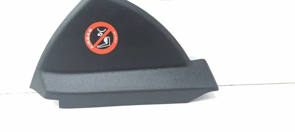 Mercedes-Benz C W204 Dashboard side end trim A2046800378 2046800378