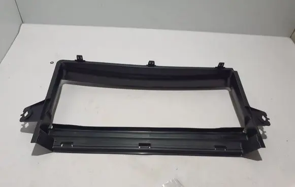 Volvo XC90 Intercooler air guide/duct channel 31353798