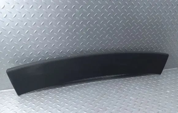 (D)pillar trim (top)