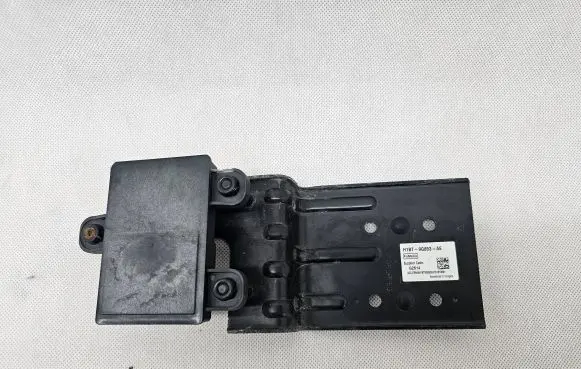 Ford Mustang VI Distronic sensor radar H1BT9G768AG H1BT9G853AE