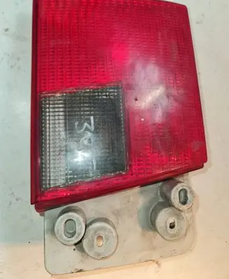 Audi A6 S6 C4 4A Tailgate rear/tail lights 4A0945093 145591