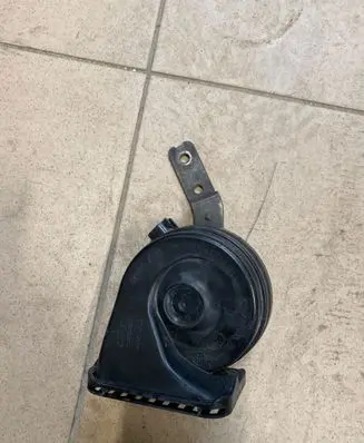 Land Rover Discovery 5 Horn signal HY3213801AA