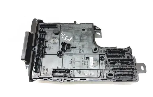 Tesla Model Y Comfort/convenience module 165765001A 14978480 T222782012L