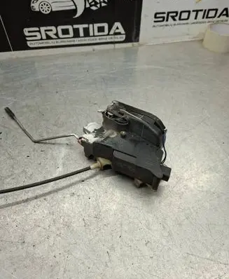 Mercedes-Benz Vito Viano W639 Front door lock A6397200435