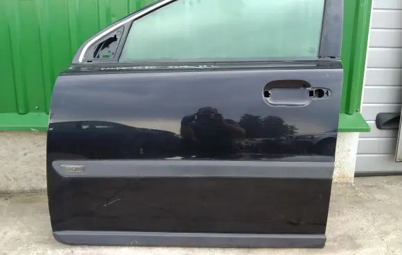 Volvo XC90 Front door